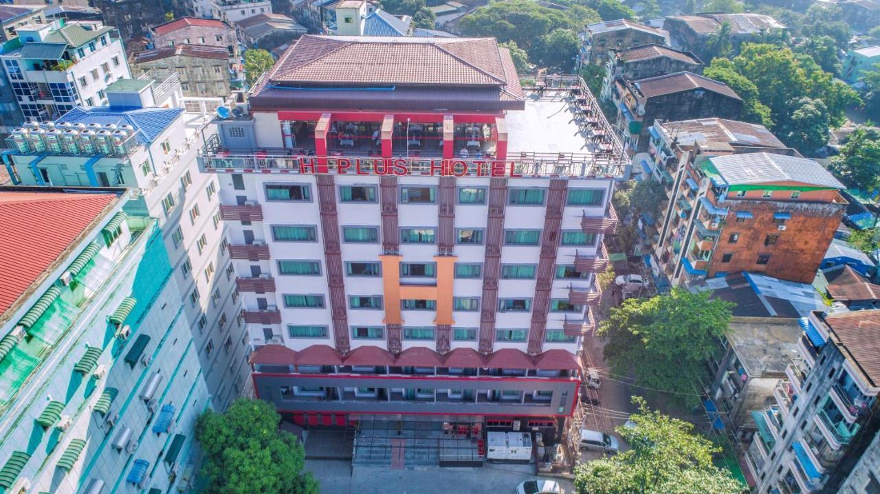 H Plus Hotel Yangon Exteriör bild