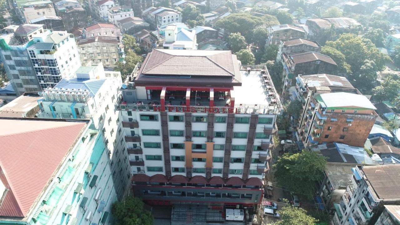 H Plus Hotel Yangon Exteriör bild